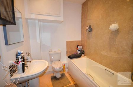 2 bedroom flat to rent - Photo 5