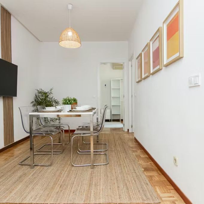 Calle de Fernández de la Hoz, Madrid, Community of Madrid 28010 - Foto 1