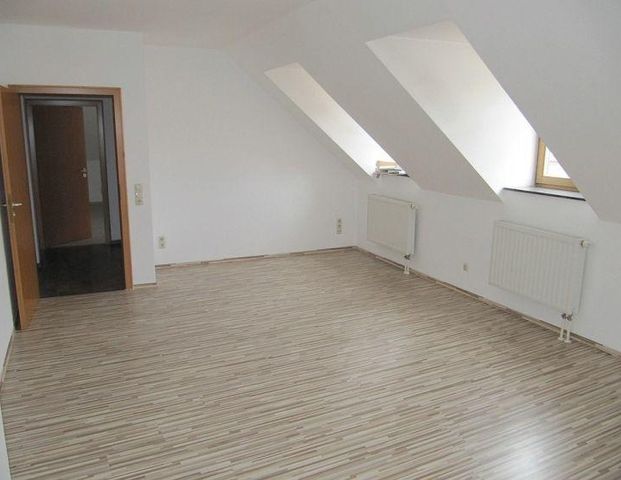 Schöne Dachgeschoss-Wohnung in bester Citylage - Photo 1