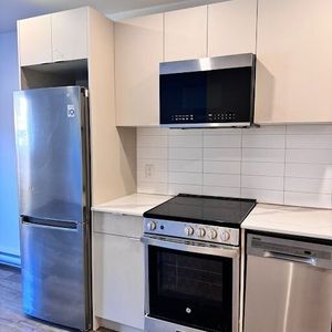 1 CH - 1 SDB - Montreal - $1,199 /mo - Photo 2