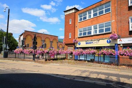 2 bedroom apartment to rent - Photo 2