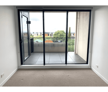 206/160 Williamsons Road, Doncaster, Vic 3108 - Photo 2