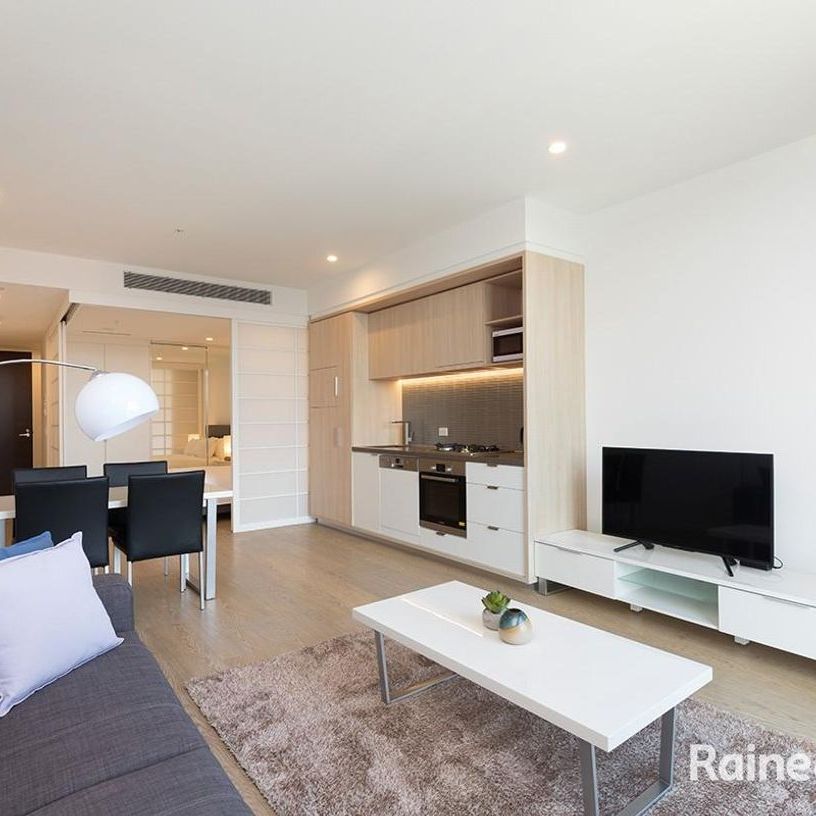 Furnished Executive Apartment in Prime Location - The Emporium! - Photo 1