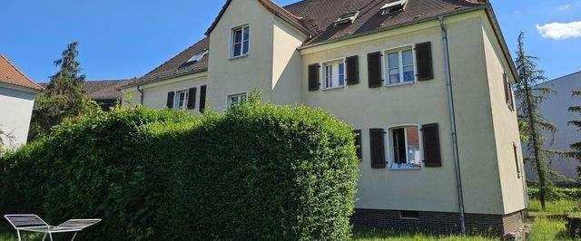 Ihr neuer Lieblingsplatz mit gemütlicher Wohnküche, Tageslichtbad und Ankleide! - Photo 1