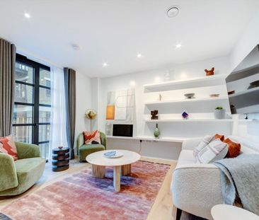 Townhouse to let in Orchard Place E14 - Photo 2