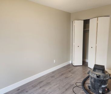 For Lease - 730 Walker Street Unit# 1, London East, Ontario - Photo 6