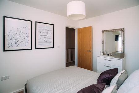 3 Bedroom House To Rent - Photo 2