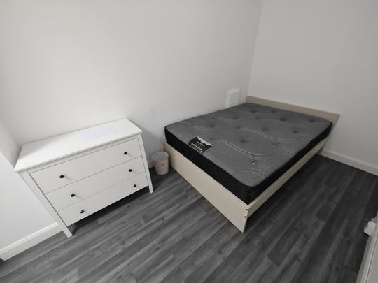 Room in a Shared House, Church Rd, N17 - Photo 1