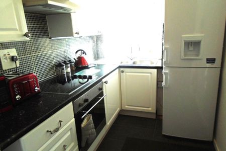 1 bedroom flat to rent - Photo 3