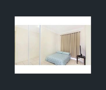 Location, Location, Location !!! - Photo 2