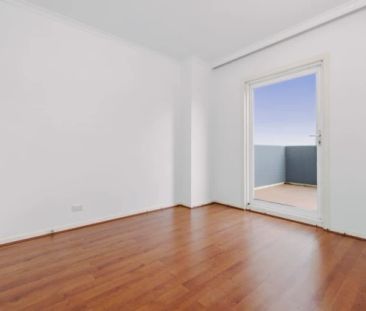 2Bedrooms, 1Bathrooms - Photo 3