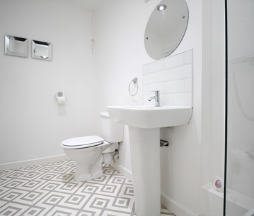 2 bedroom apartment to rent - Photo 6