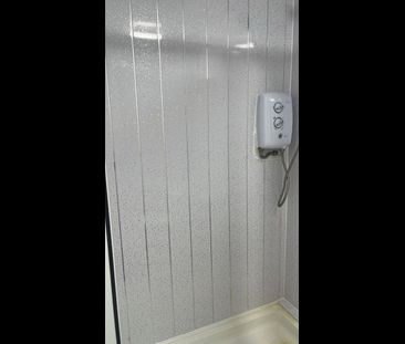 1 Bed Flat, East Ham, E6 - Photo 6