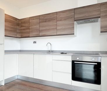 Deacons House, 61 High Road, Broxbourne - Photo 3