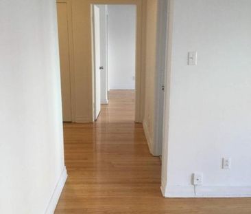 1 CH - 1 SDB - Côte Saint-Luc - $1,125 /mo - Photo 4