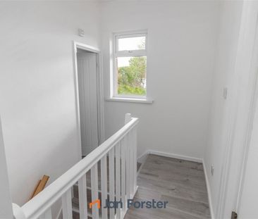3 Bedroom House - Terraced - Photo 3