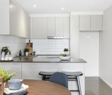 Spacious One Bedroom Plus Study Unit - Photo 4