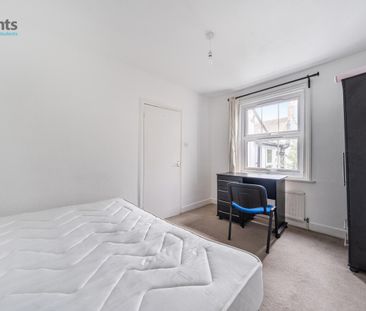 3 bedroom terraced maisonette to rent - Photo 5