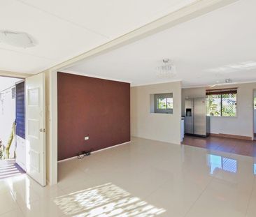 Fantastic Family Home - Photo 6