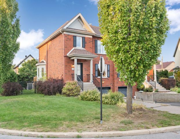 À louer / Maison à étages - Photo 1