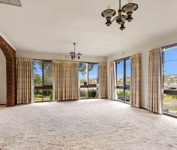 8 Cantala Drive, DONCASTER - Photo 3