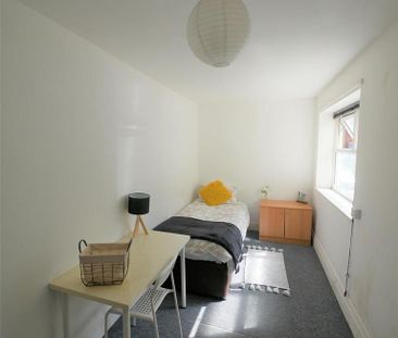 6 bedroom house share to rent - Photo 4