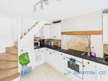 2 bedroom terraced house to rent - Photo 4