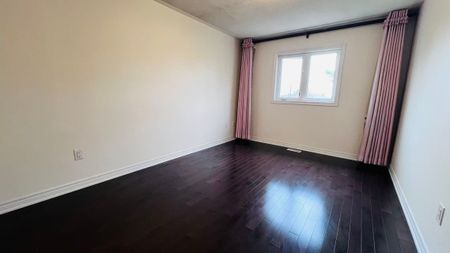 For Lease - 42 Pagnello Crescent, Markham, Ontario - Photo 4
