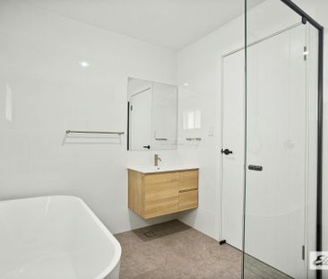 Near new Executive Style residential rental opportunity! - Photo 4