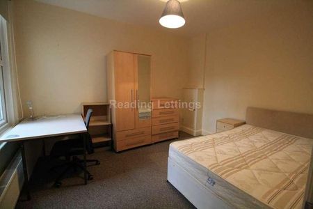 Donnington Gardens, Reading, RG1 - Photo 2