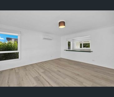 65 Wallace Street, Beaconsfield, Vic 3807 - Photo 2