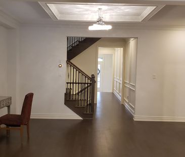 For Lease - 114 Avanti Crescent, Hamilton, Ontario - Photo 6