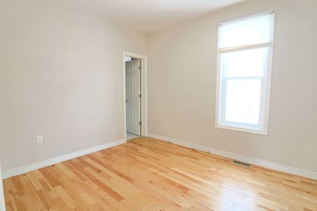 For Lease - 5761 Peer Street, Niagara Falls, Ontario - Photo 5