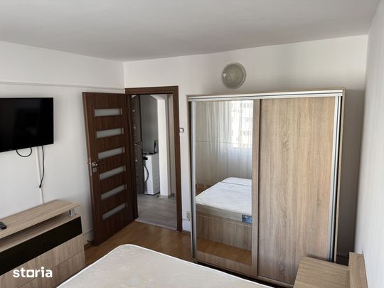 Proprietar inchiriez ap. 3 camere zona Diham/Basarabia - Fotografie 1
