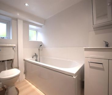 2 Bedroom Terraced To Let - Photo 5