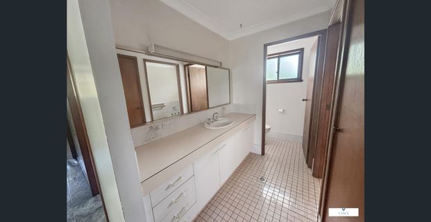 Beautiful Brick home - Photo 1