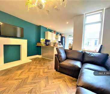 6 bedroom maisonette to rent - Photo 2