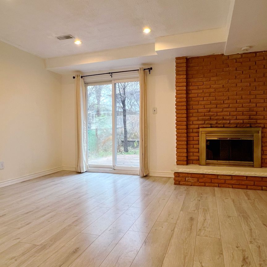 For Lease - 171 Angus Drive Unit# Main, Toronto, Ontario - Photo 1