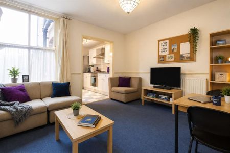 4 bedroom terraced house to rent - Photo 2