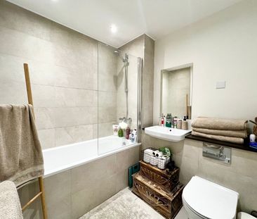 3 bedroom terraced house to rent - Photo 6