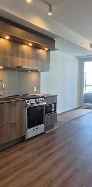 For Lease - 448 Burnhamthorpe Road Unit# 1206, Mississauga, Ontario - Photo 2