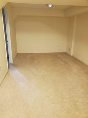 For Lease - 3 Berkshire Avenue, Wasaga Beach, Ontario - Photo 1