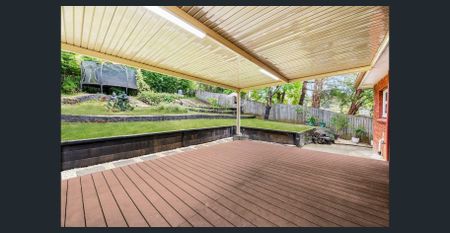 Quiet family living & conveniently close to Hornsby amenities - Photo 5