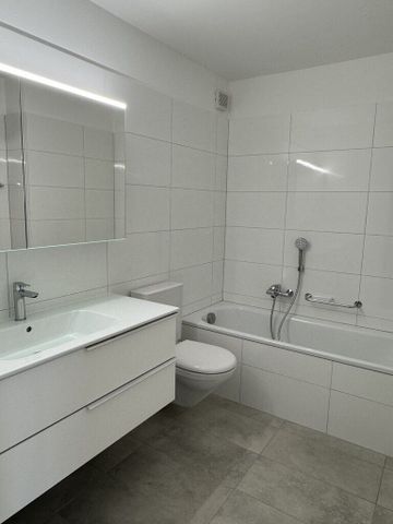 Affittasi ampio e luminoso appartamento di 3.5 locali a Minusio. - Photo 4