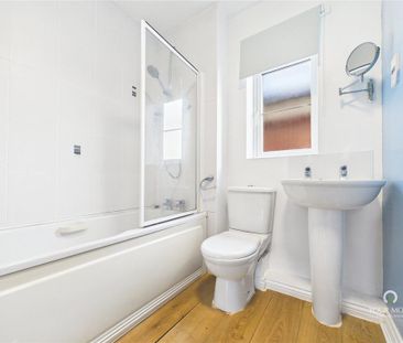 2 bedroom flat to rent - Photo 6