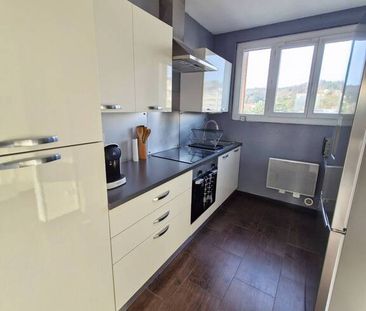 Location Appartement 3 pièces 50m² BOURGOIN JALLIEU 38300 - Photo 5