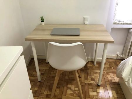 Calle de Bravo Murillo, Madrid, Community of Madrid 28020 - Photo 2