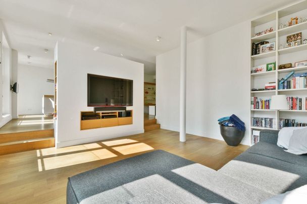 Te huur: Appartement Singel in Amsterdam - Photo 1