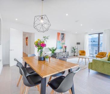 3 bedroom apartment to rent - Photo 4