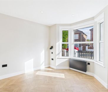 House share to rent - Photo 2